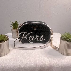 Michael Kors Crossbody Blue, New With Tags! Never USED! I love Blue!💙🦋, Cute.